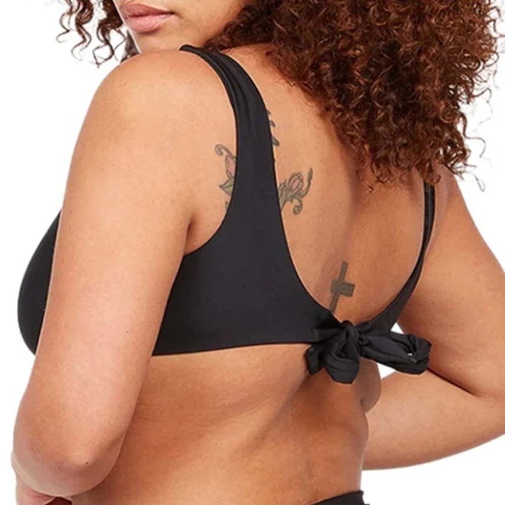 NWT Volcom Simply Seamless Scoop Neck Tie Back Bikini Top in Black - Picture 3 of 7